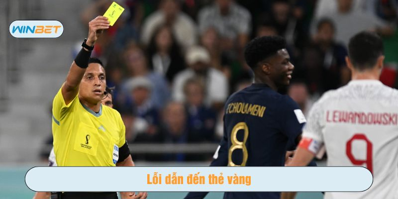 Thẻ vàng là hình thức cảnh cáo trong bóng đá